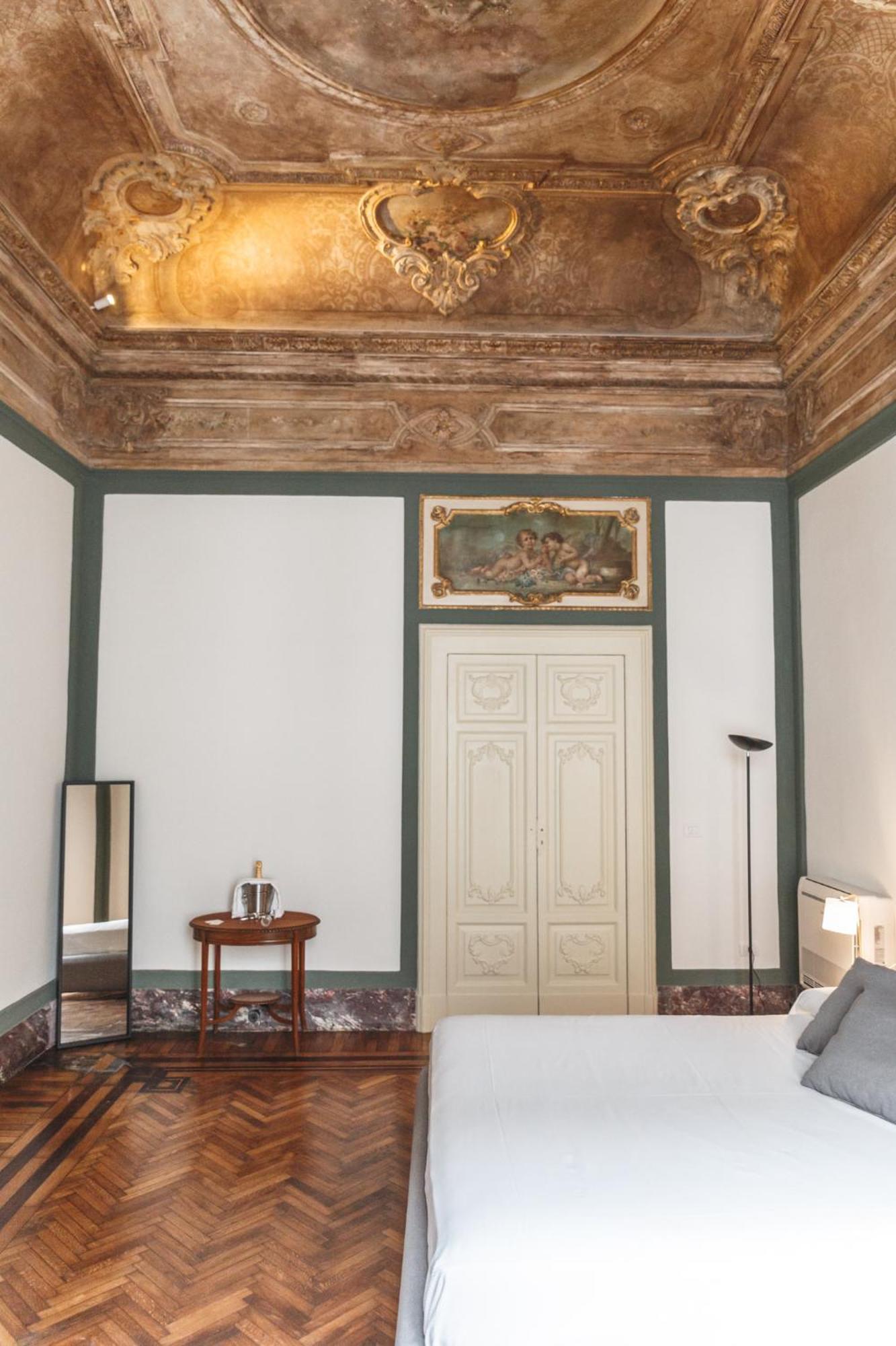 Relais Della Porta Hotel Napoli Ngoại thất bức ảnh